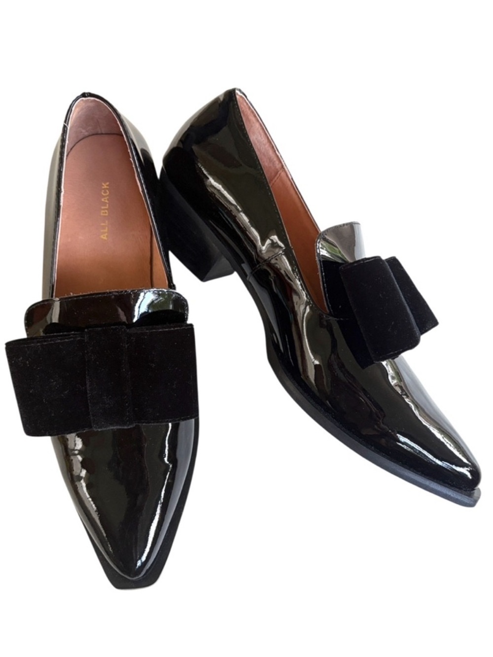 Like New All Black Leather Pat
& Bow Shoes Black Size 7.5
Retail $215.00